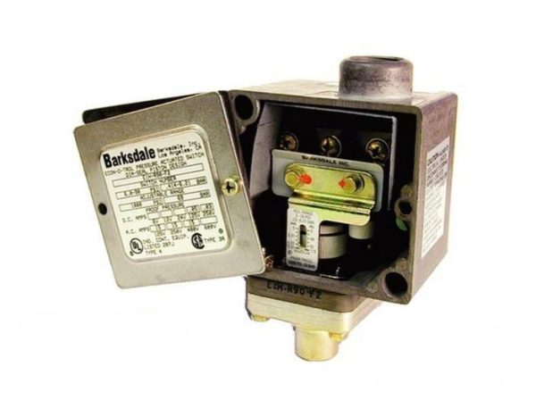 WASHER SOLUTIONS WS12133 Barksdale Pressure Switch - 12133